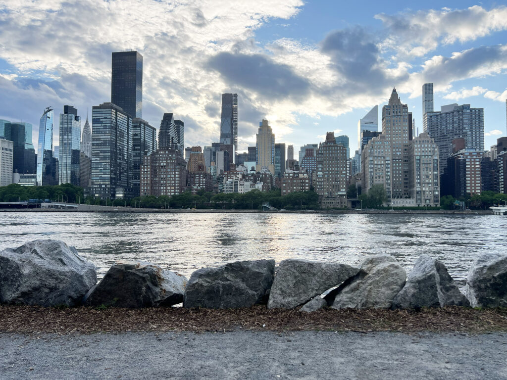 New York: Roosevelt Island Tram – Med taubanen til Roosevelt Island