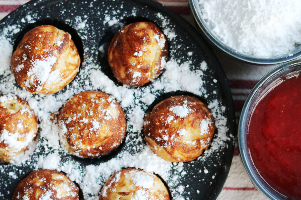 Oppskrift: Gammeldagse danske æbleskiver (Epleskiver) – Min Mormors Oppskrift