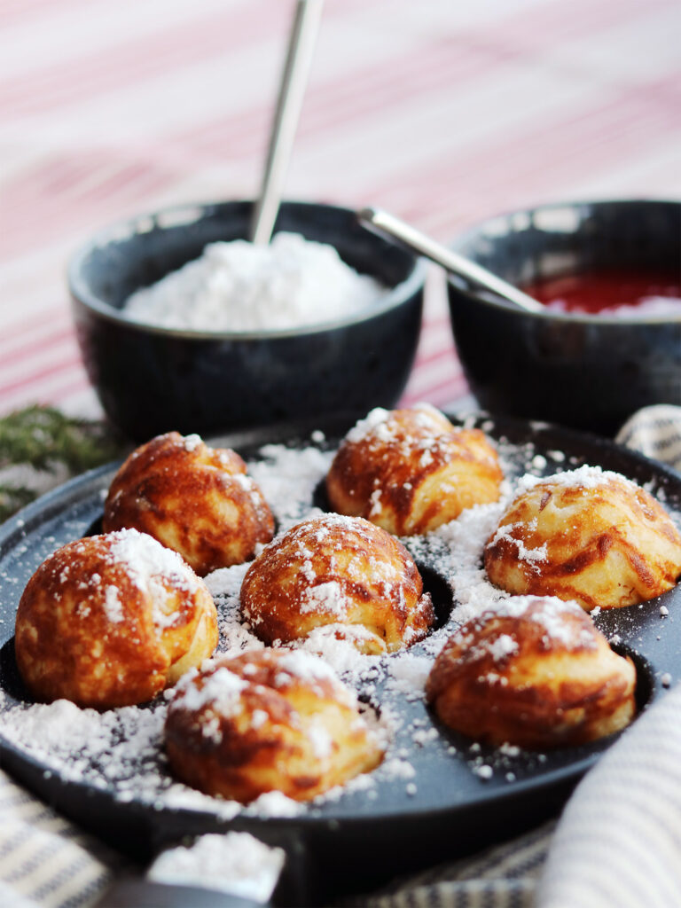 Oppskrift: Gammeldagse danske æbleskiver (Epleskiver) – Min Mormors Oppskrift